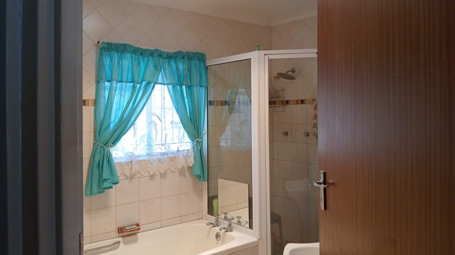 2 Bedroom Property for Sale in Pellissier Free State